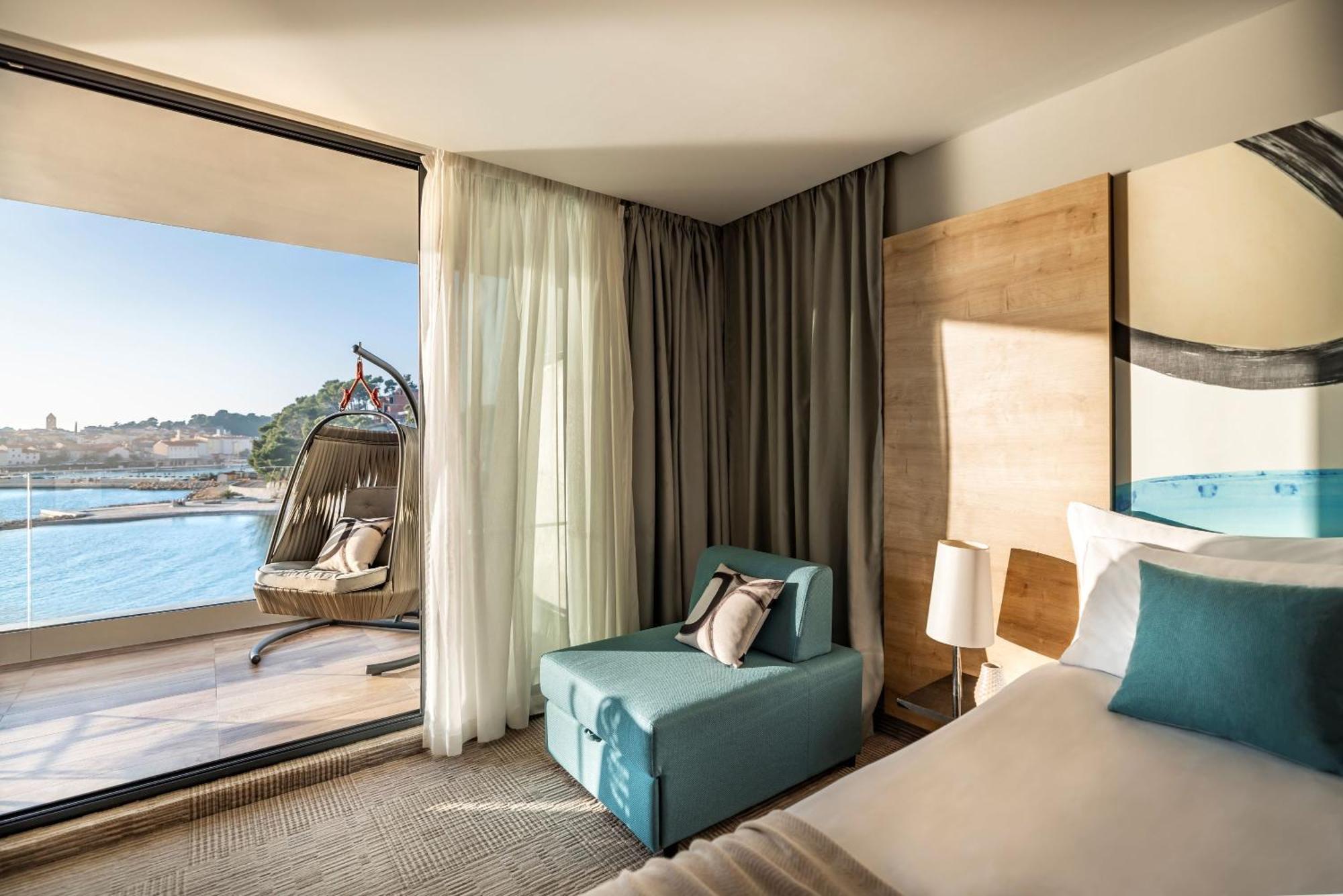 Valamar Padova Hotel Banjol Eksteriør billede