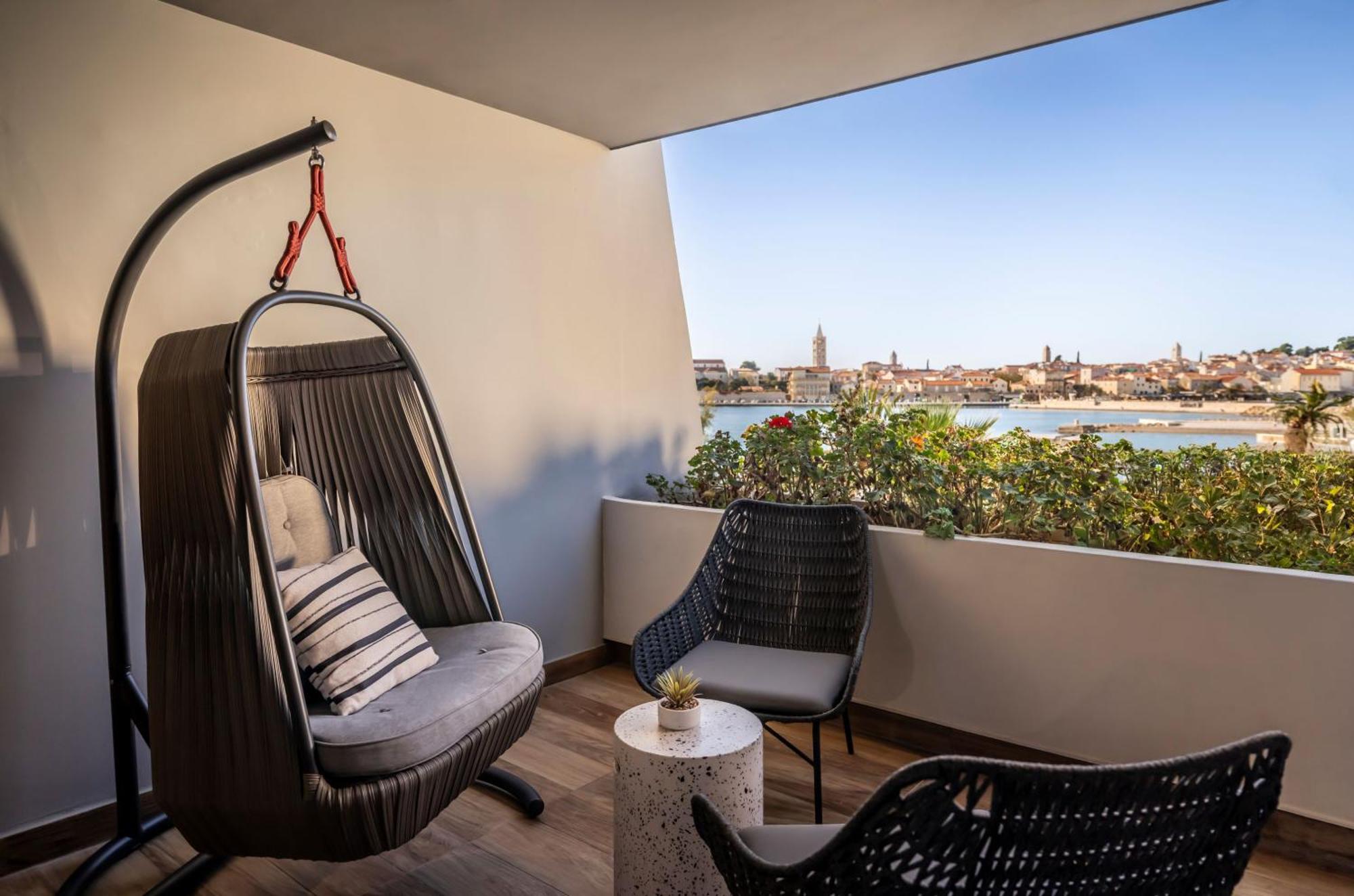 Valamar Padova Hotel Banjol Eksteriør billede